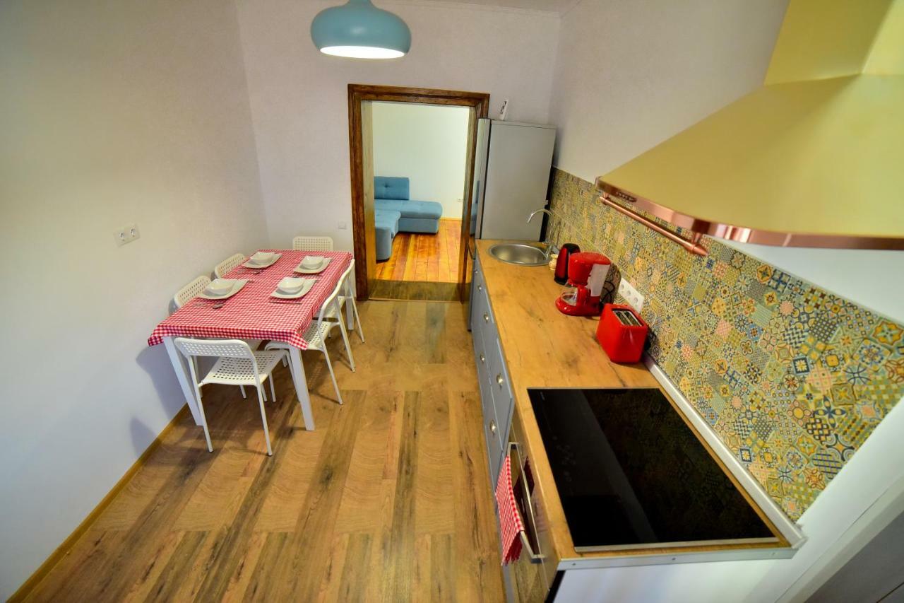 Old City Apartment Сибиу Экстерьер фото